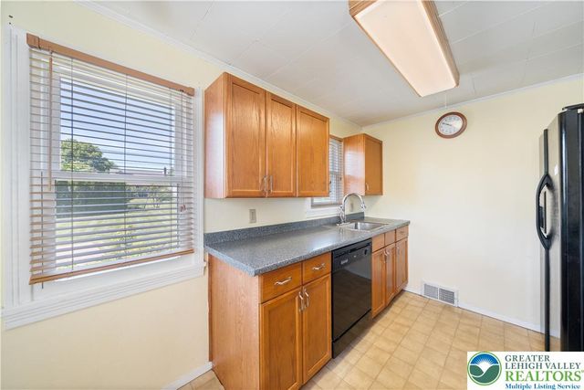 31 George Avenue, Upper Nazareth Twp, PA 18064