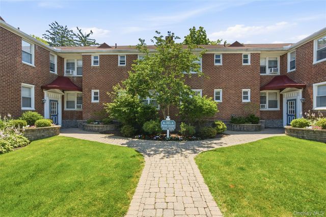 11 Bryant Crescent 1J, White Plains, NY 10605