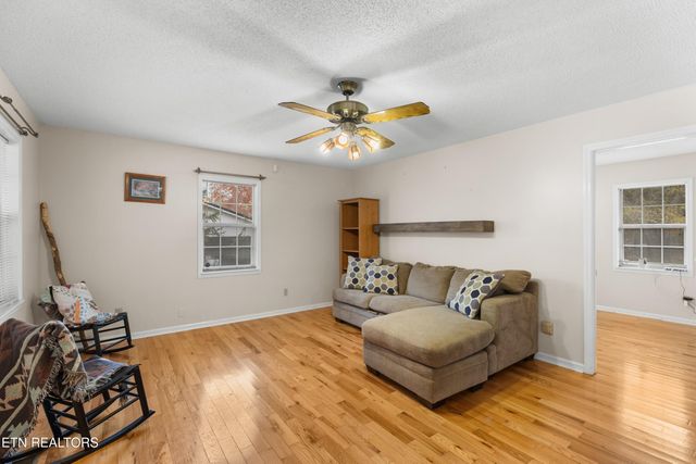 552 Carson Springs Rd, Newport, TN 37821