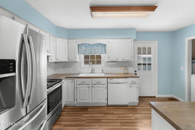 552 Carson Springs Rd, Newport, TN 37821