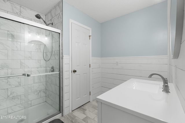 552 Carson Springs Rd, Newport, TN 37821