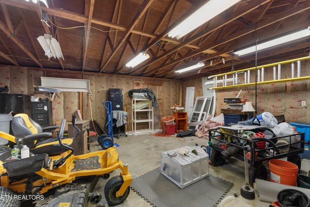 552 Carson Springs Rd, Newport, TN 37821