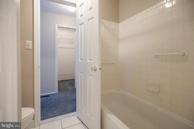 6 BOZARTH CT, Hamilton, NJ 08690