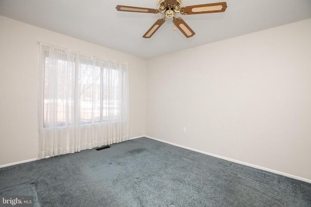 6 BOZARTH CT, Hamilton, NJ 08690