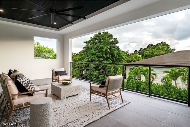 3235 REGATTA RD, Naples, FL 34103