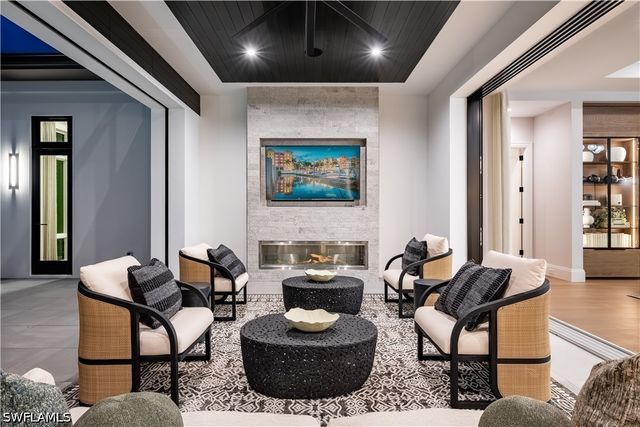 3235 REGATTA RD, Naples, FL 34103