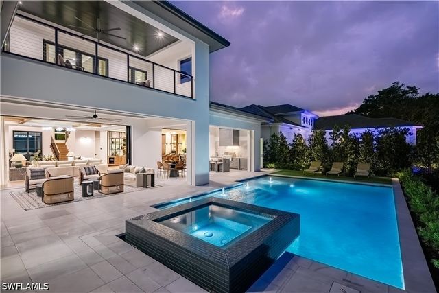 3235 REGATTA RD, Naples, FL 34103