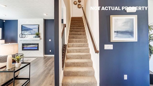 7722 Hickory Lakes Drive, Pickerington, OH 43147