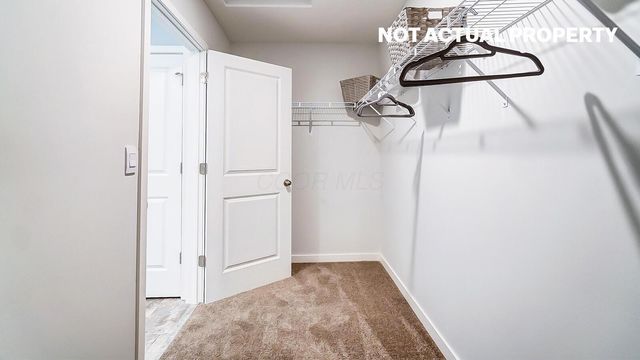7722 Hickory Lakes Drive, Pickerington, OH 43147