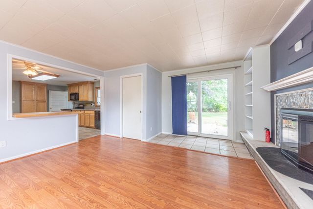 562 Brookside Road, Ypsilanti, MI 48197
