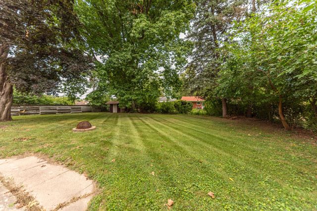 562 Brookside Road, Ypsilanti, MI 48197