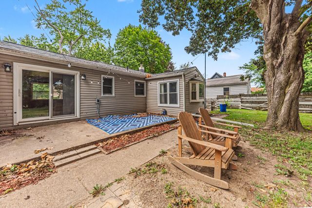 562 Brookside Road, Ypsilanti, MI 48197