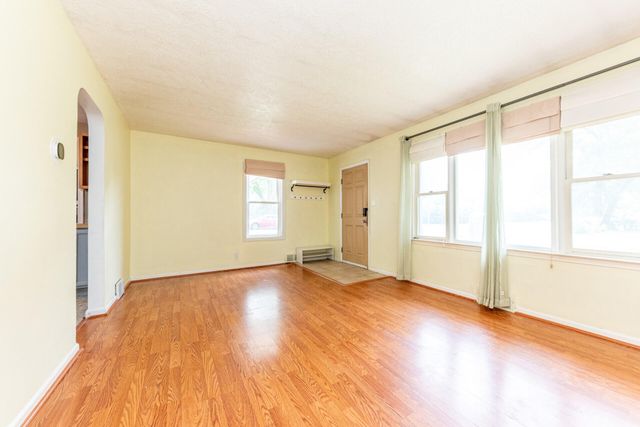 562 Brookside Road, Ypsilanti, MI 48197
