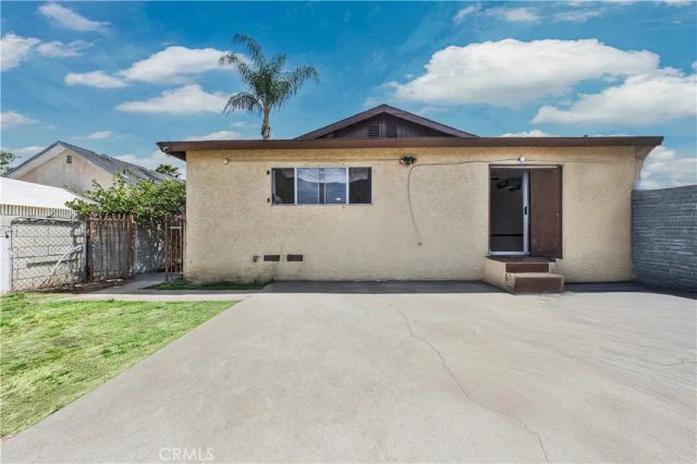 915 E 41st, Los Angeles, CA 90011