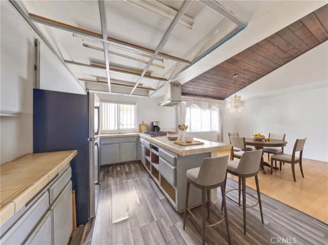 915 E 41st, Los Angeles, CA 90011