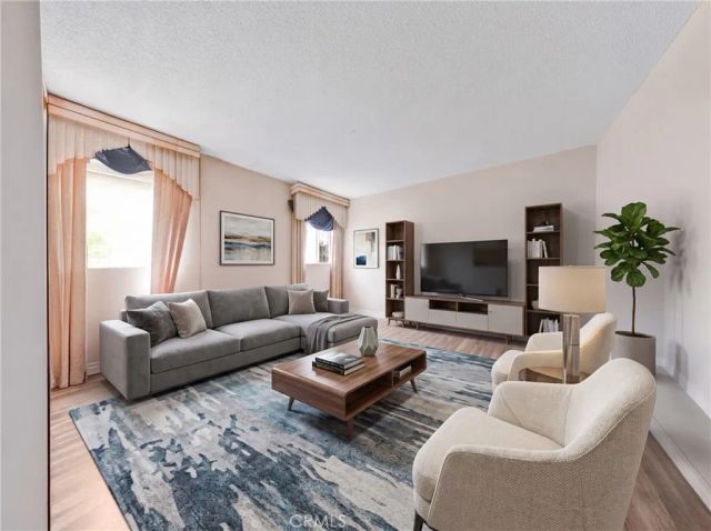 915 E 41st, Los Angeles, CA 90011