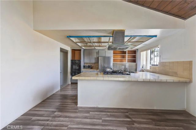 915 E 41st, Los Angeles, CA 90011