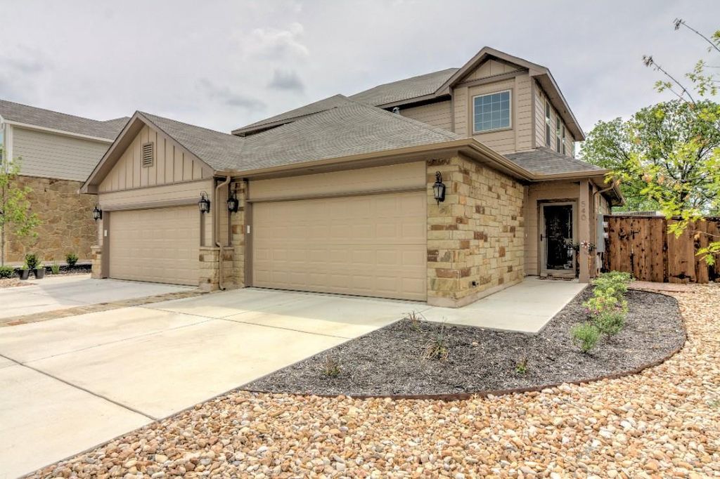 540 High Tech DR, Georgetown, TX 78626