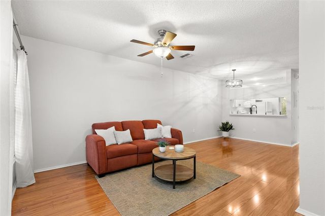 8615 HUNTERS KEY CIRCLE, Tampa, FL 33647