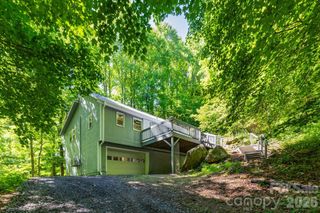 109 Narrow Way Road, Burnsville, NC 28714