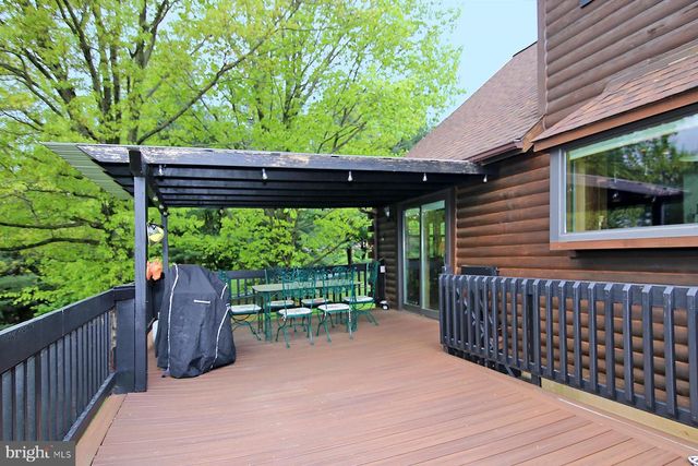 253 YUMMERDALL RD, Lititz, PA 17543