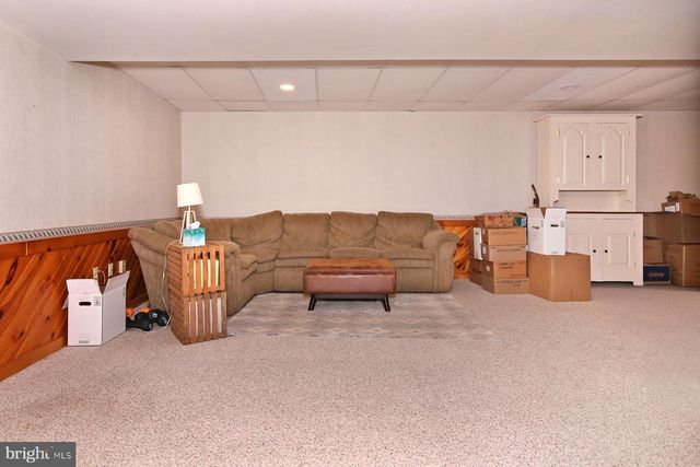 253 YUMMERDALL RD, Lititz, PA 17543
