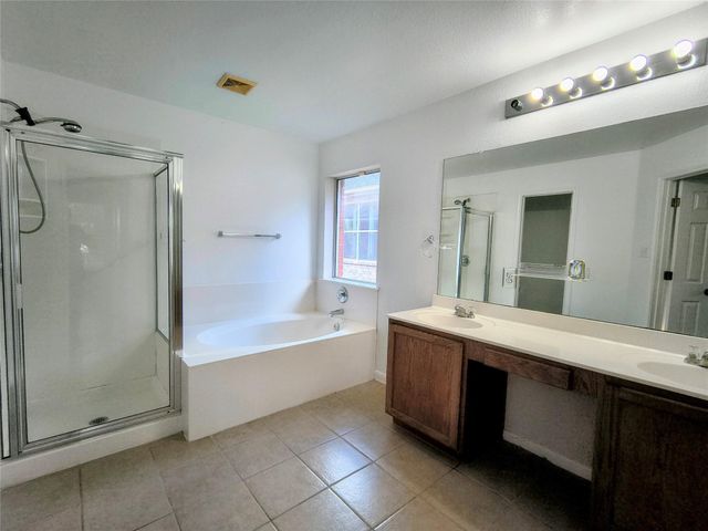 9213 Pioneer Forest DR, Austin, TX 78744