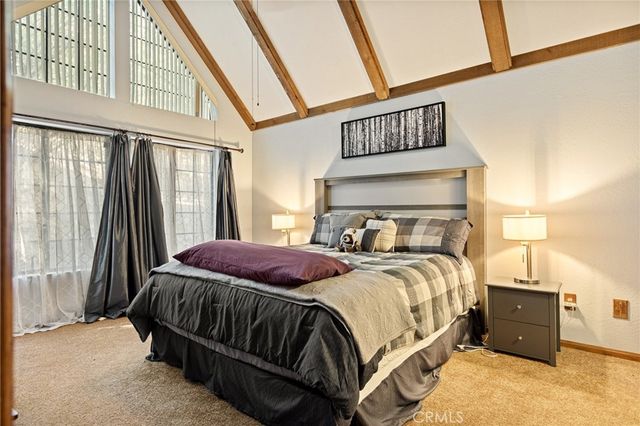 27434 White Fir, Lake Arrowhead, CA 92352