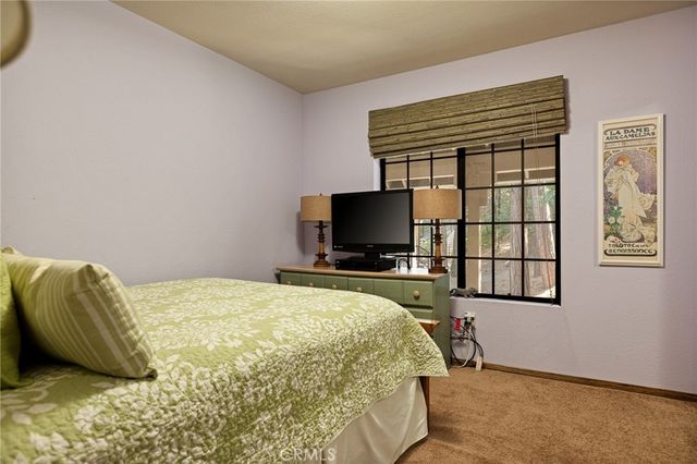 27434 White Fir, Lake Arrowhead, CA 92352