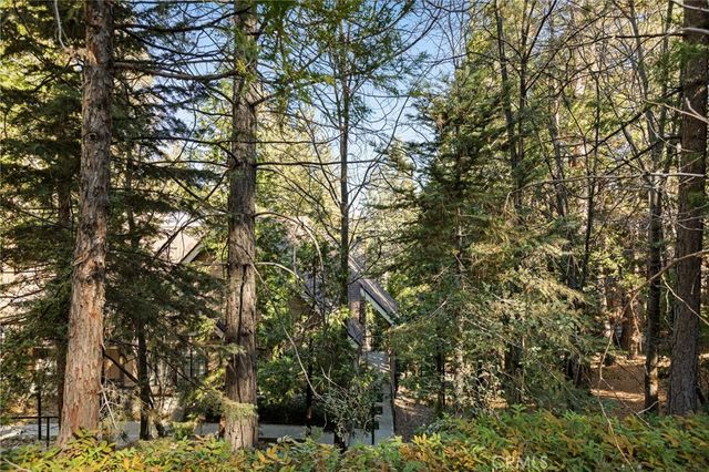 27434 White Fir, Lake Arrowhead, CA 92352