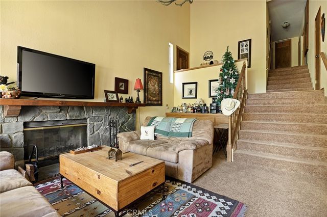 27434 White Fir, Lake Arrowhead, CA 92352