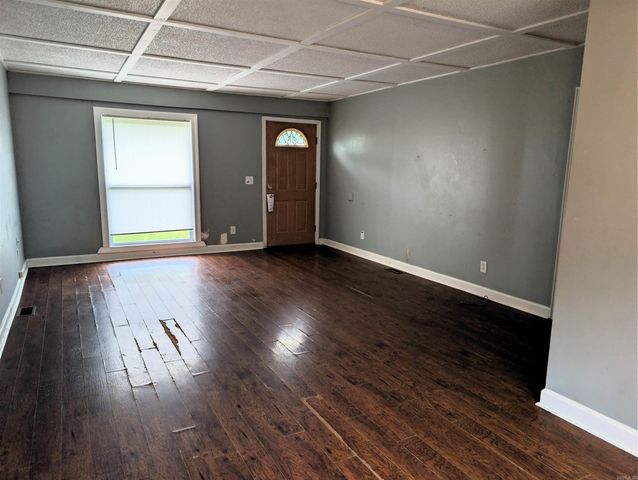 1808 W Center, Searcy, AR 72143