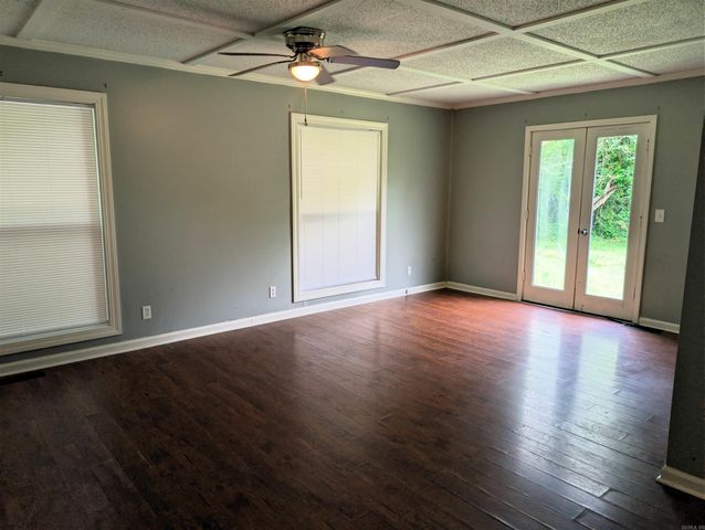 1808 W Center, Searcy, AR 72143