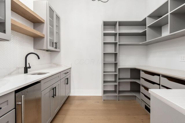 9196 McDowall Drive, Powell, OH 43065