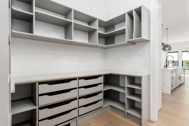 9196 McDowall Drive, Powell, OH 43065