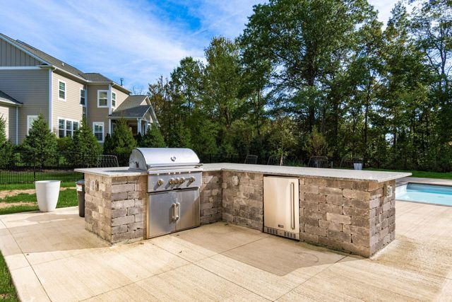 9196 McDowall Drive, Powell, OH 43065