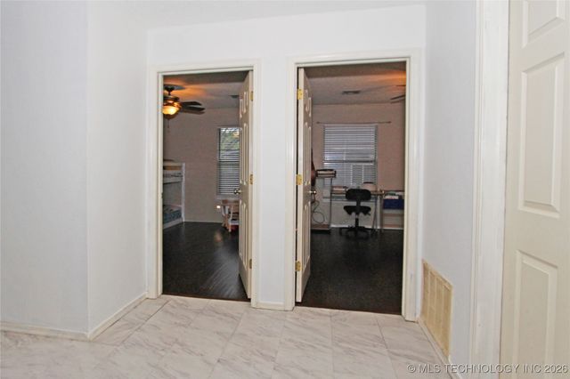 1664 E 138 Street S, Glenpool, OK 74033