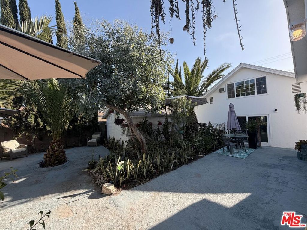 Image 1 of property listing at 1740 Ohio Avenue, Long Beach, CA 90804
