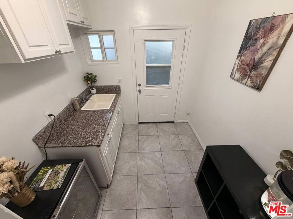 Image 19 of property listing at 1740 Ohio Avenue, Long Beach, CA 90804