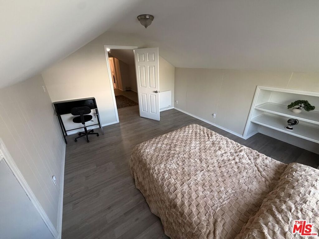 Image 33 of property listing at 1740 Ohio Avenue, Long Beach, CA 90804