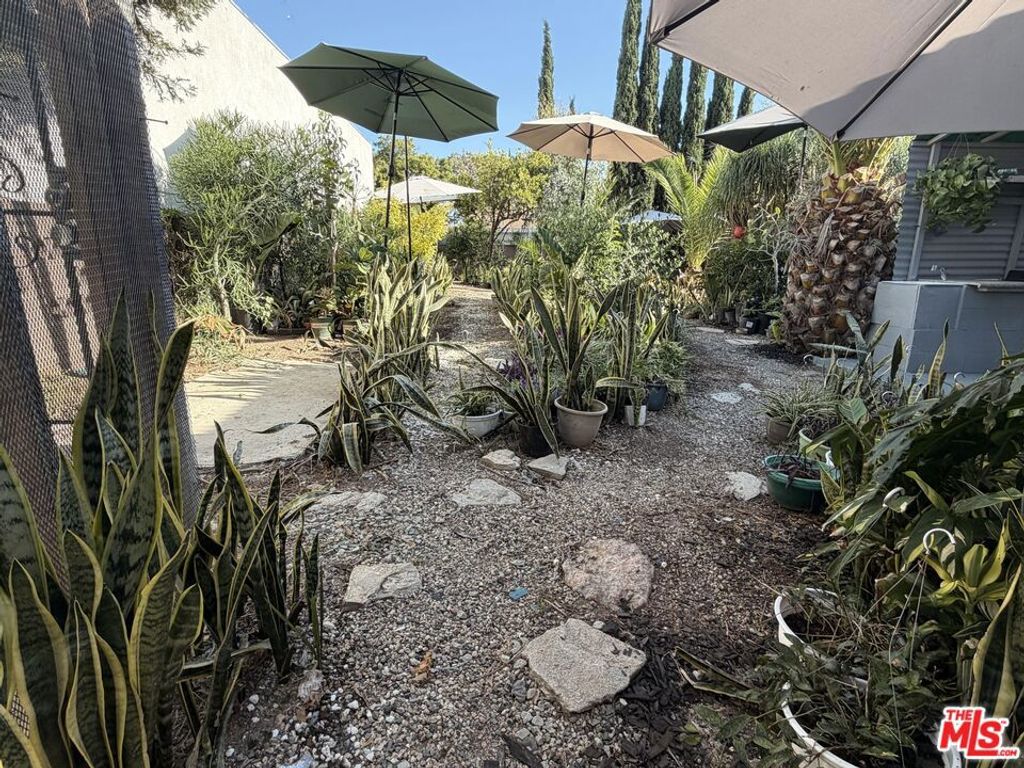 Image 51 of property listing at 1740 Ohio Avenue, Long Beach, CA 90804