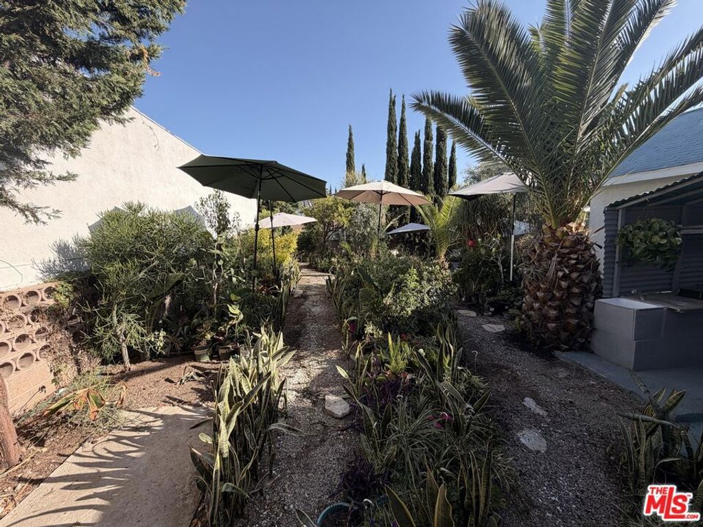 Image 67 of property listing at 1740 Ohio Avenue, Long Beach, CA 90804