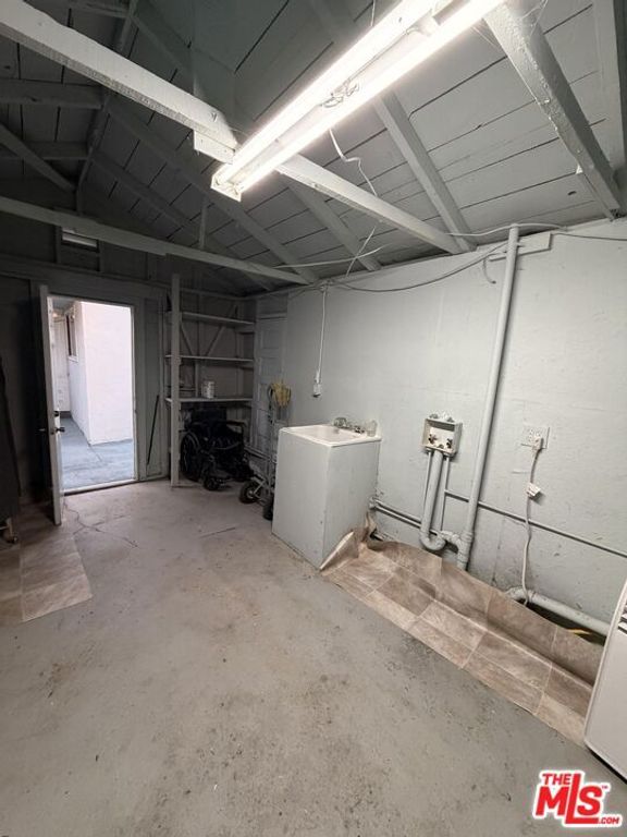 Image 71 of property listing at 1740 Ohio Avenue, Long Beach, CA 90804
