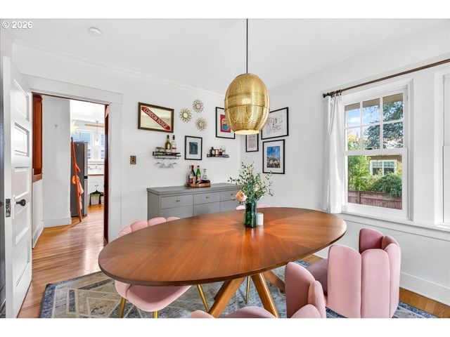 6124 Se 17TH Ave, Portland, OR 97202