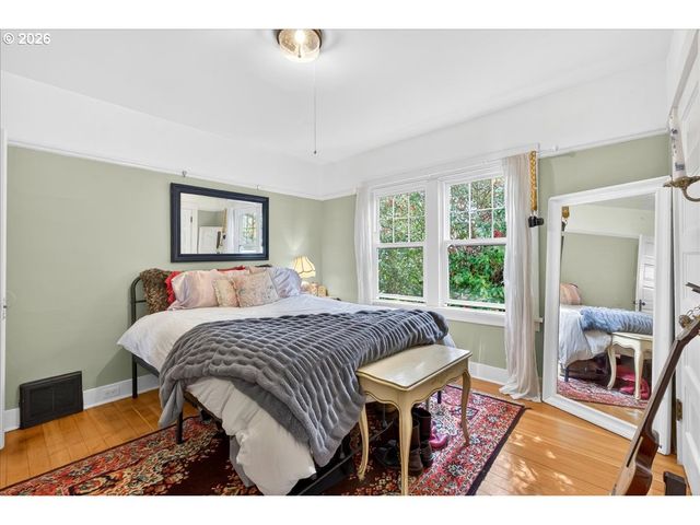 6124 Se 17TH Ave, Portland, OR 97202