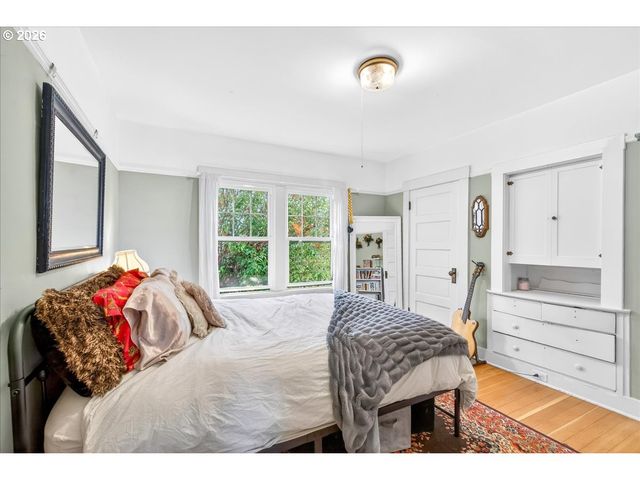 6124 Se 17TH Ave, Portland, OR 97202