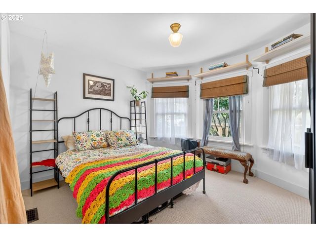 6124 Se 17TH Ave, Portland, OR 97202