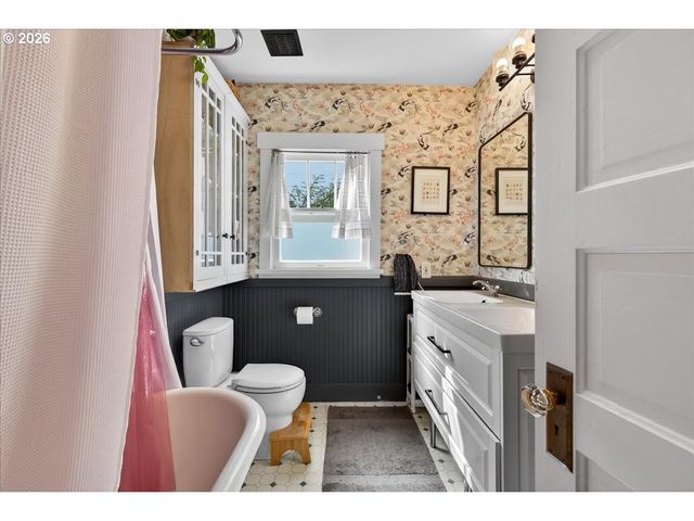 6124 Se 17TH Ave, Portland, OR 97202