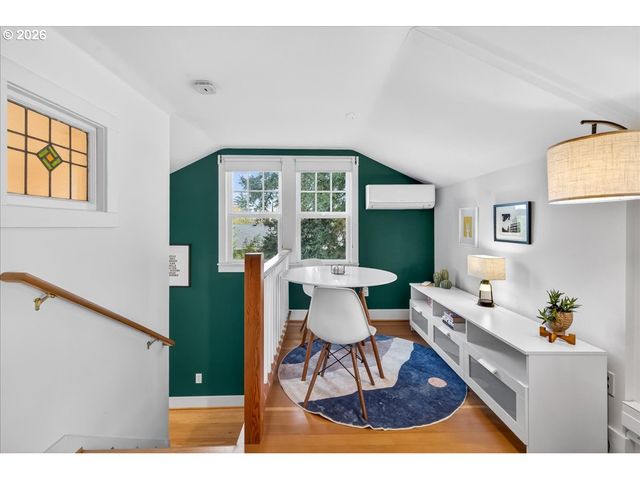 6124 Se 17TH Ave, Portland, OR 97202