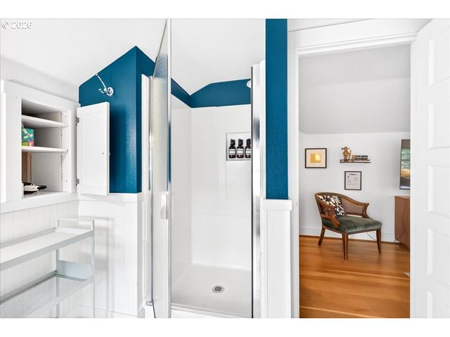 6124 Se 17TH Ave, Portland, OR 97202